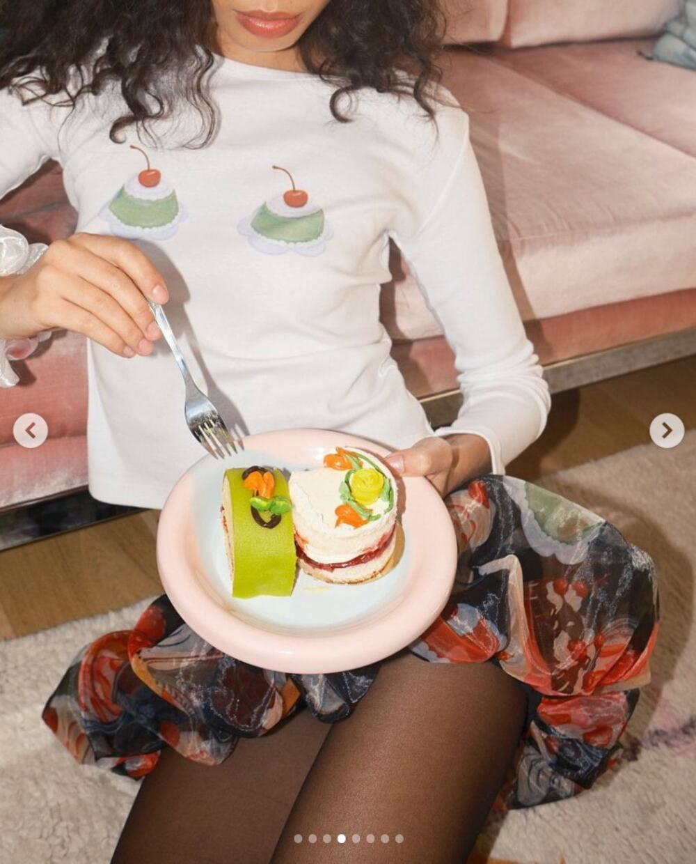 Lisa Says Gah! | Dana Long Sleeve Dessert Table Cupcake Top S
